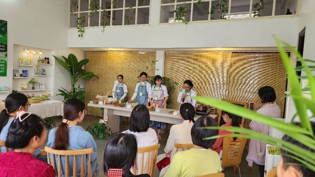 Ăn Xanh – Sống Sành: Gia Vị Yêu Thương – hình ảnh hoạt động 13